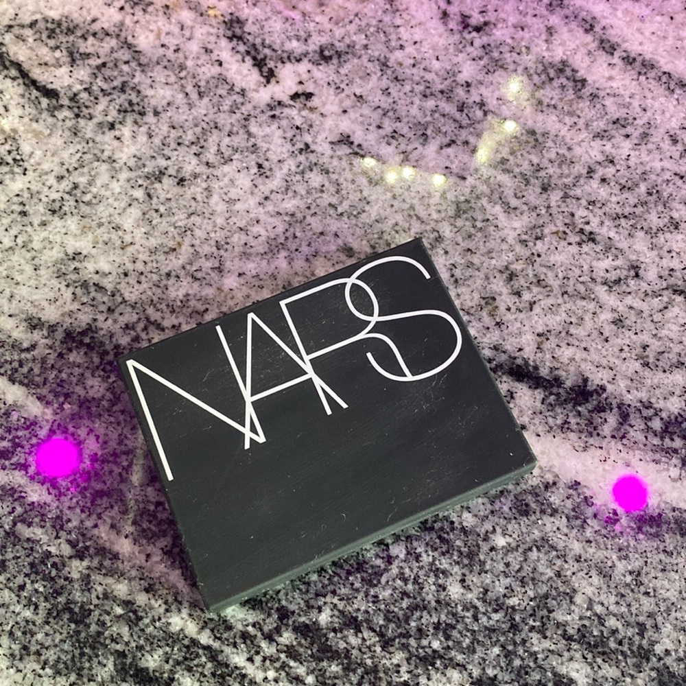 NARS highlighting powder in shade Capri full size